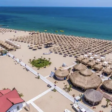 Apartello⊛com Diamond - Private Near Marina Dinevi In アパートホテル 4*