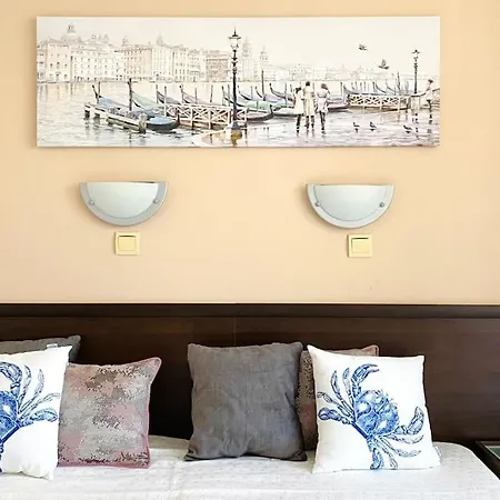 Apartello⊛com Diamond - Private Near Marina Dinevi In アパートホテル スヴェティ・ヴラス